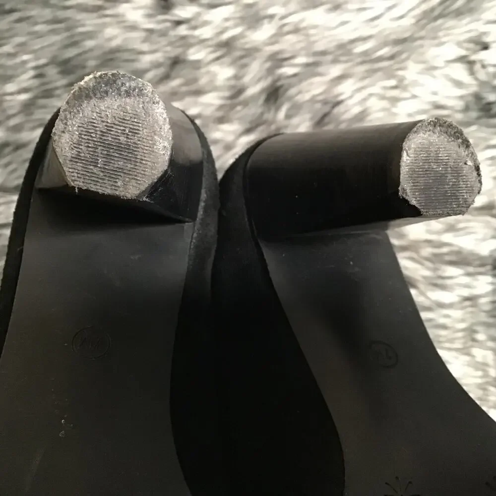 Isaac Mizrahi Black Suede Boots 7M - Picture 7 of 9